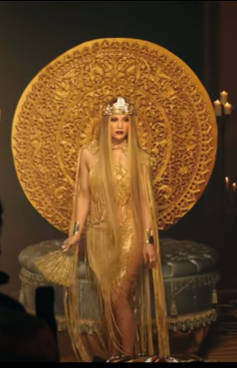 Jennifer Lopez Celebrity-inspired Halloween costume