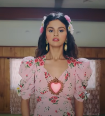 Selena Gomez Celebrity-inspired Halloween costume