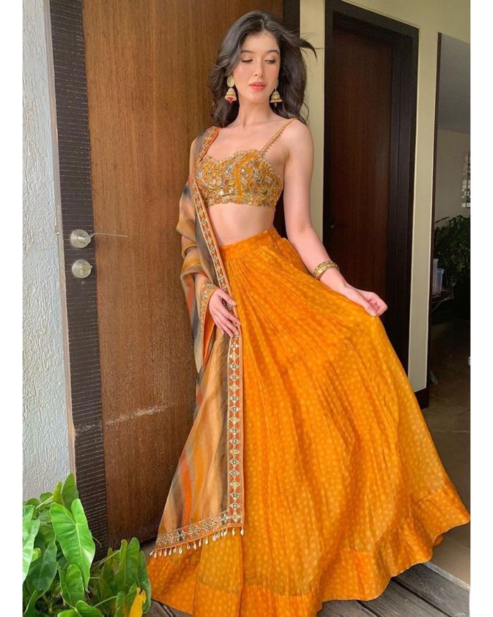 overdressing-wedding-season