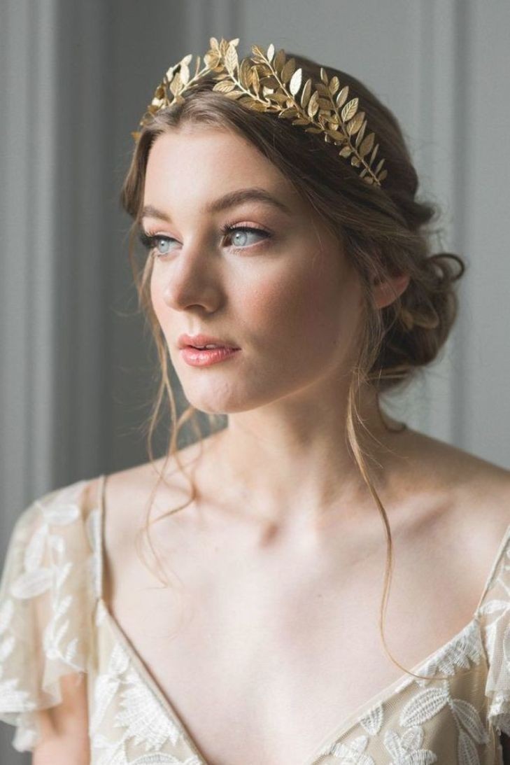 Bridal hair accessories