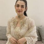 best-eid-outfits-and-makeup-looks