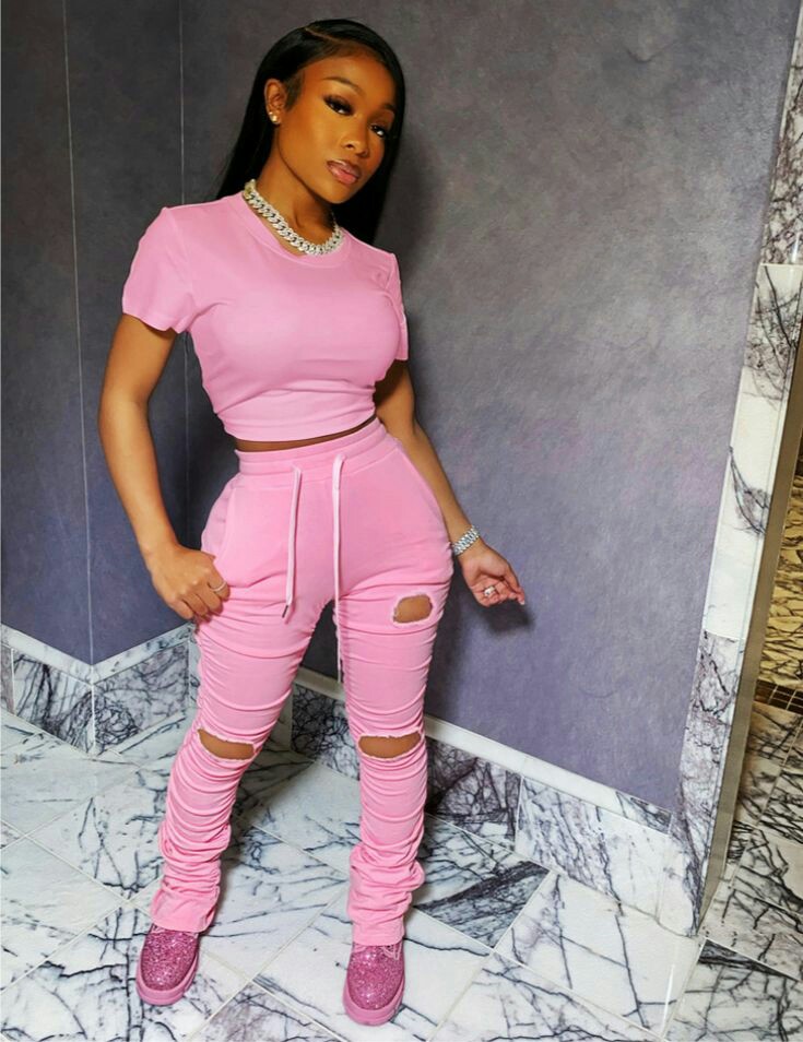 ruched outfit pink riped rouched pants