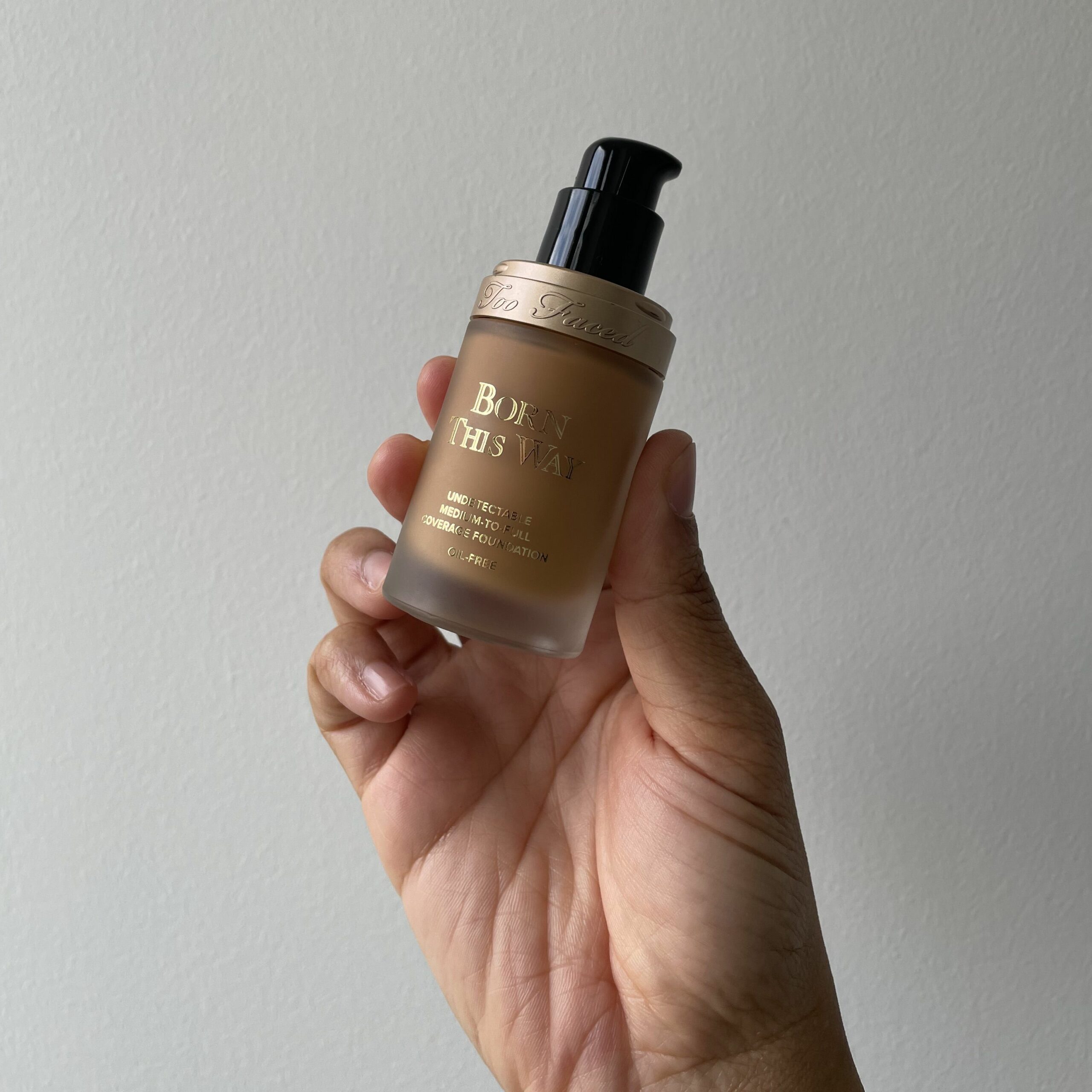 TOO FACED BORN THIS WAY FOUNDATIONS FOR OILY SKIN