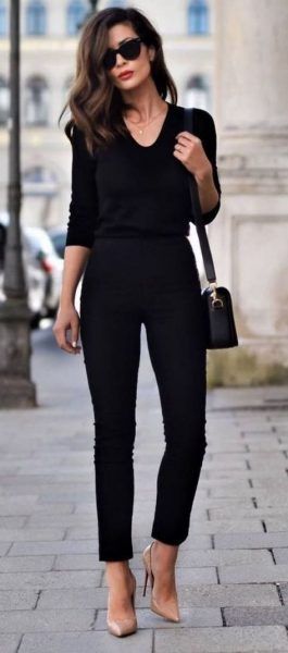 Stunning Women's Outfits 002
