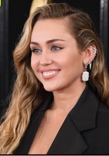 Stackable Jewellery: earrings