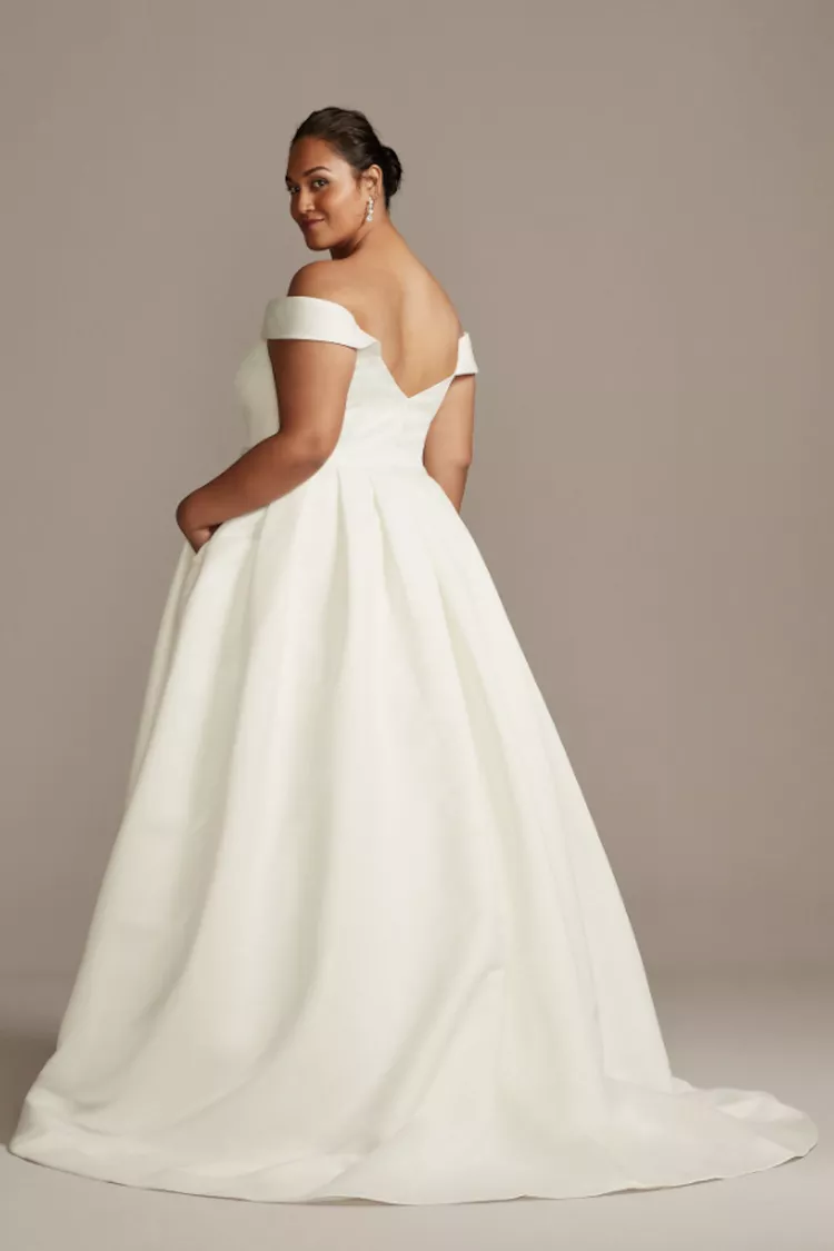 sexy Plus Size Wedding Dress