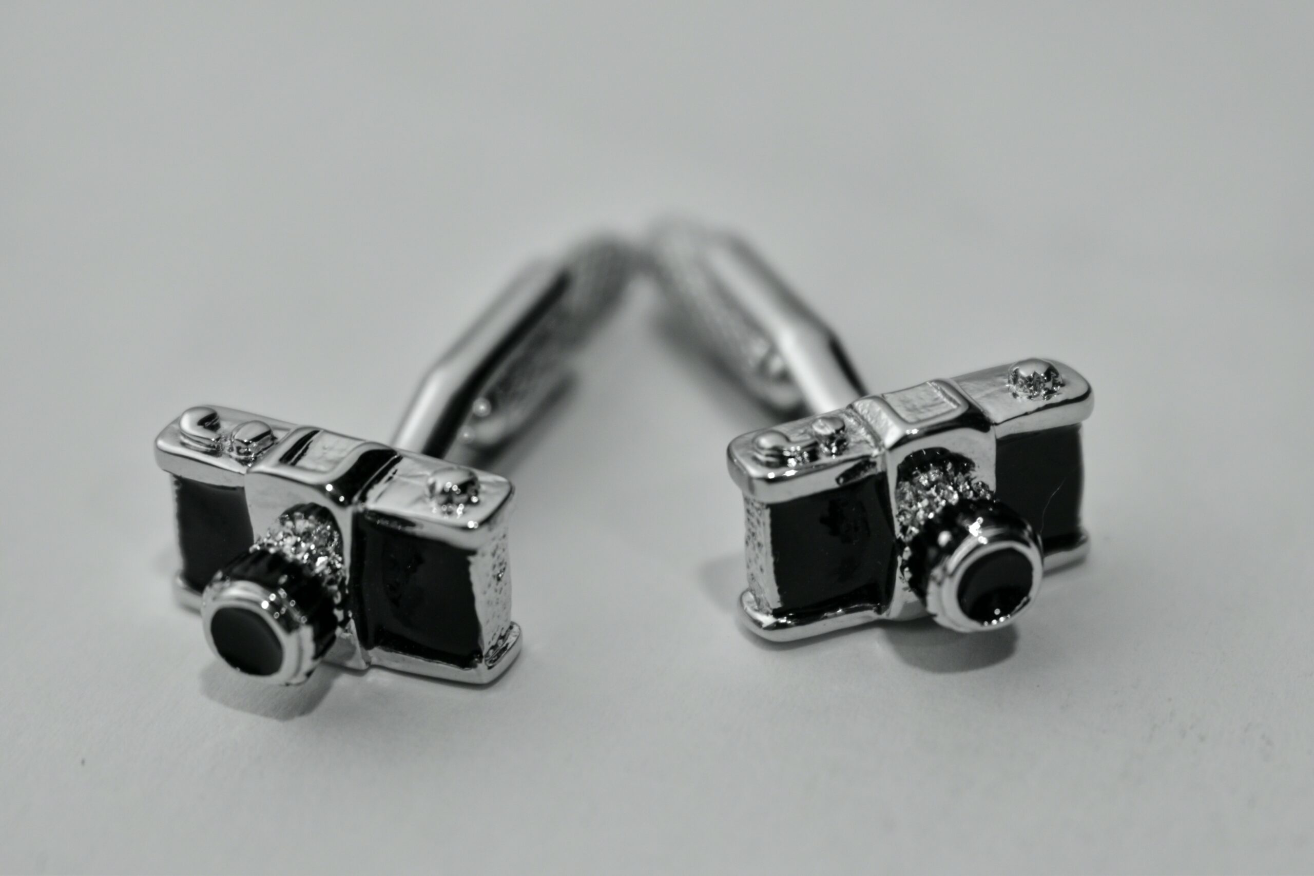 Men’s Accessories with Formal Suits: cufflinks