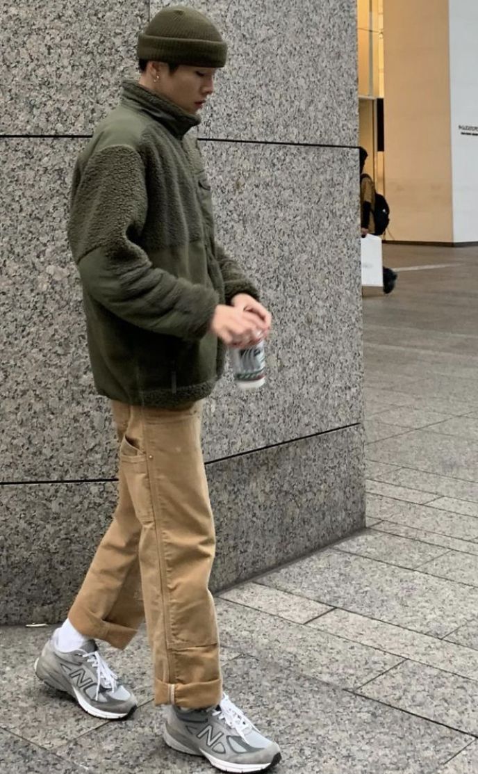 Hat cold-weather wear