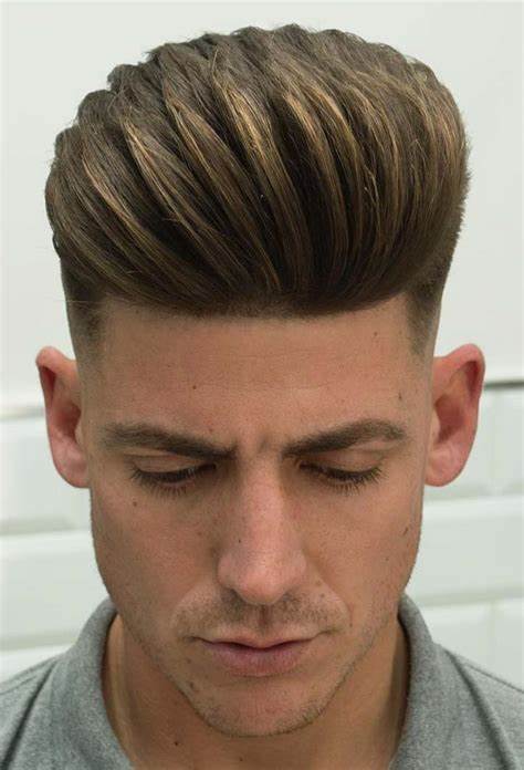 PEAKY BLINDERS HAIRCUT: SLICK BACK