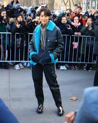 https://www.google.com/url?sa=i&url=https%3A%2F%2Fkenh14.vn%2Fthanh-front-row-j-hope-lien-tuc-du-show-tai-paris-fashion-week-2023-phai-chang-sap-nhan-hop-dong-dai-su-20230122122135336.chn&psig=AOvVaw2bOsGL3r92UE9xBIb0cvm1&ust=1674834852991000&source=images&cd=vfe&ved=2ahUKEwiJ3YOVzOX8AhWfbKQEHRqpCuEQr4kDegQIARB9
