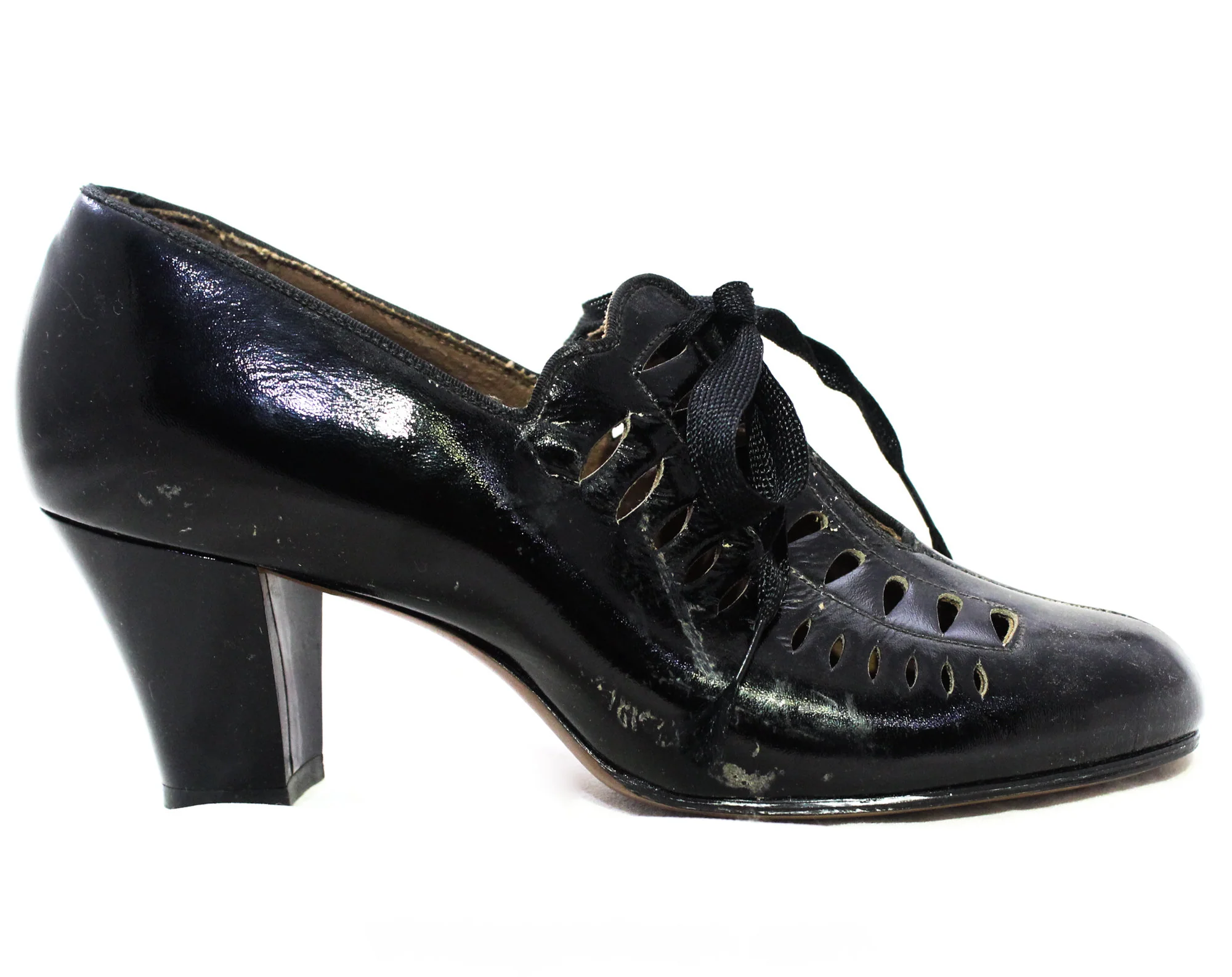 1920's flapper type shoes