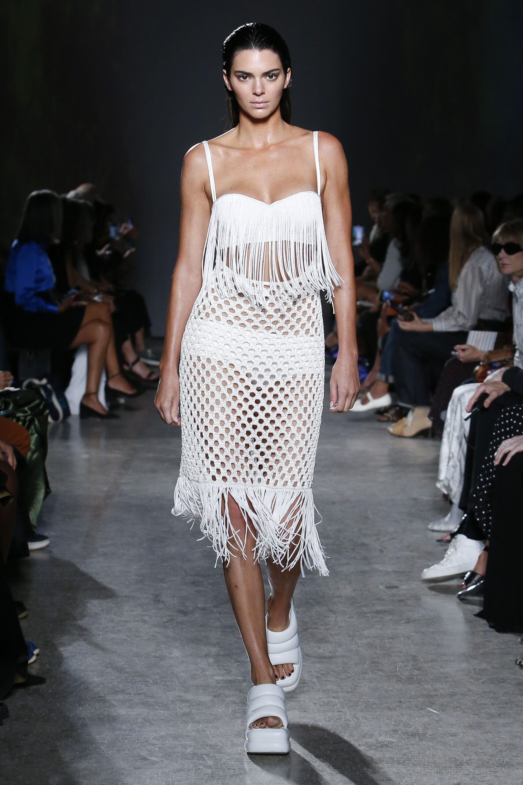 Fashion Frenzy: The 10 Latest Clothing Trends