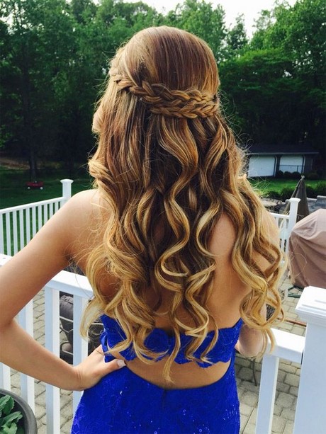 Curly Hairstyles for Birthday Party