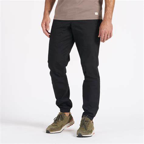 Joggers for men 3