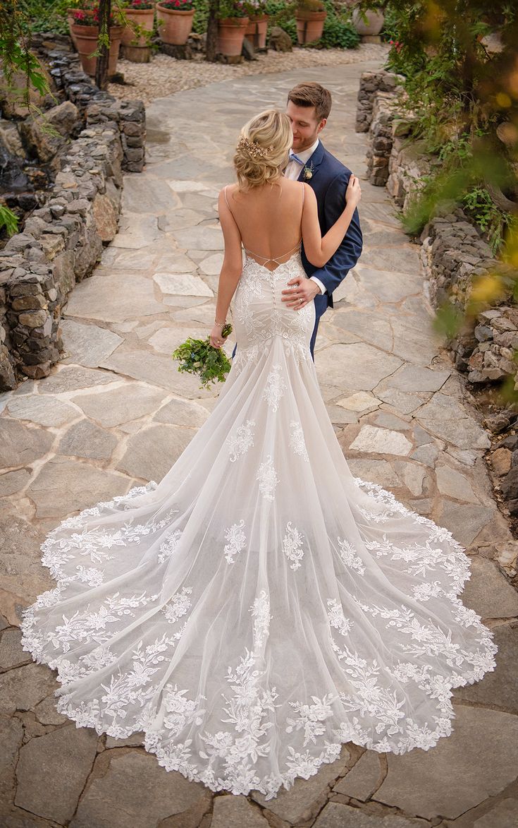 Backless Wedding Dresses sexy 