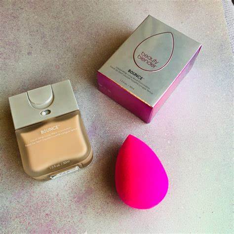 foundations for mature skin 1