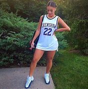 sports jersey outfit ideas