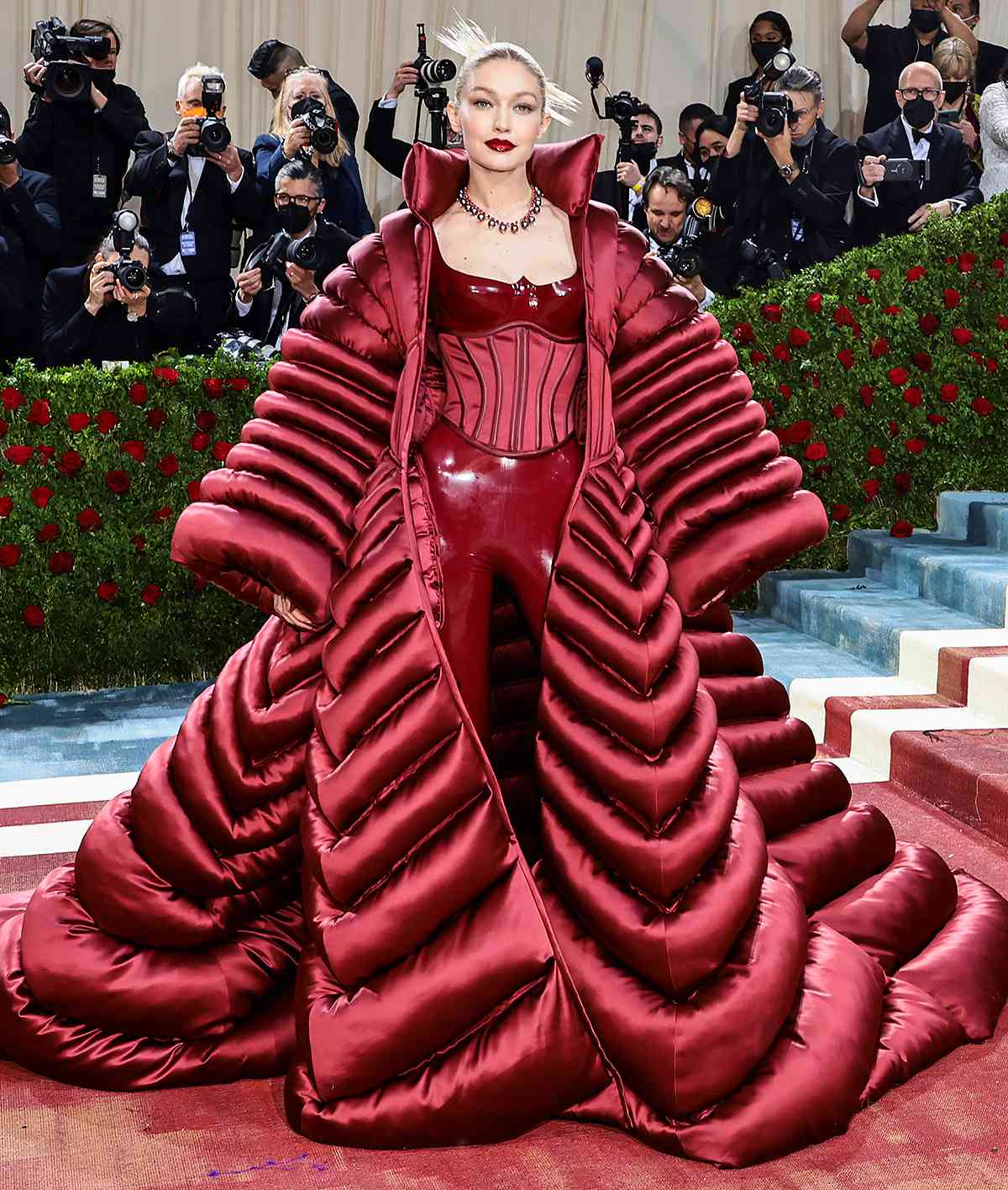 2018 Met Gala-heavenly Bodies: Gigi hadid fashion