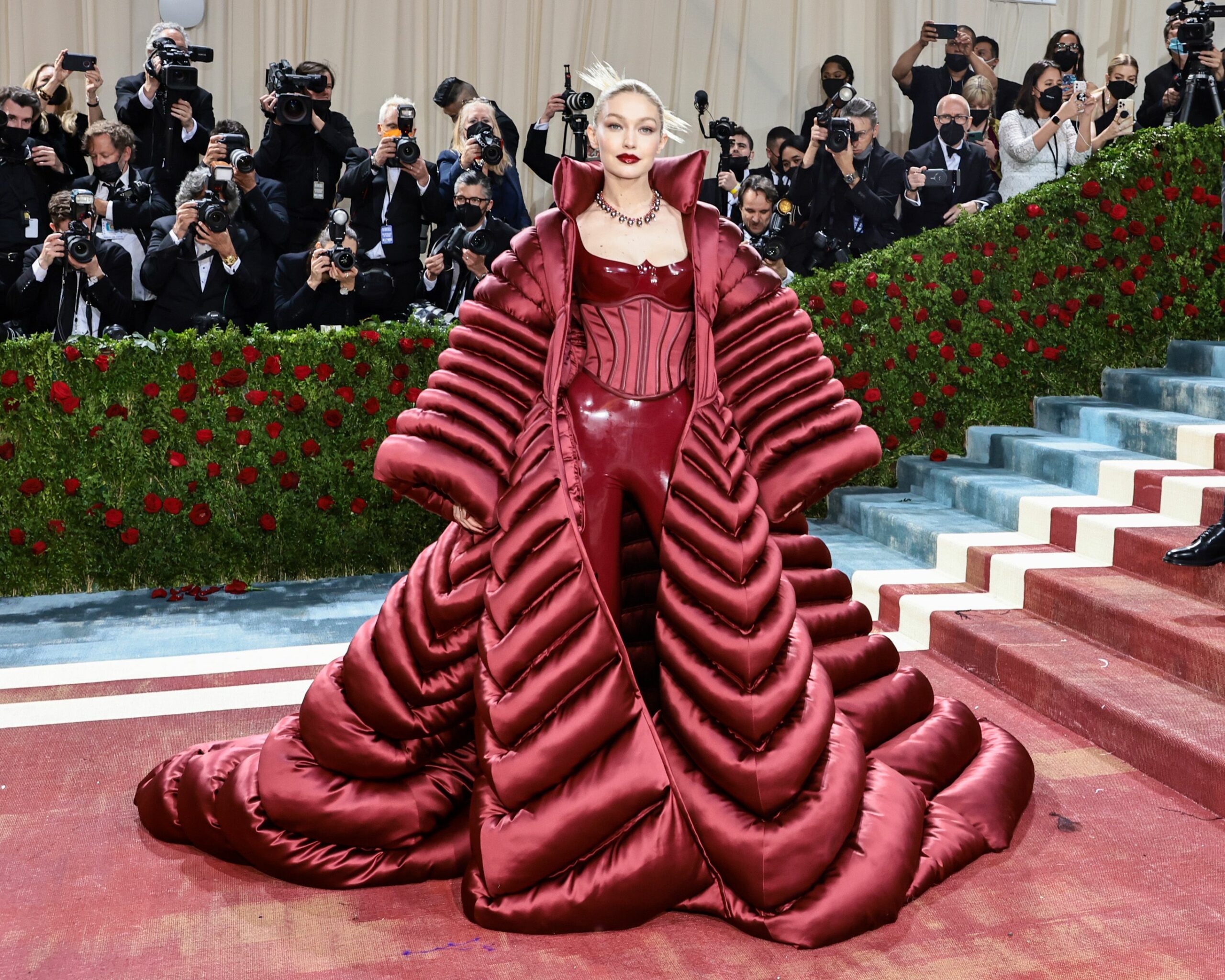 2022 Met Gala: Gigi hadid fashion: sexy looks