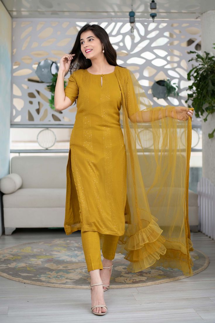 STRAIGHT TYPES OF KURTI