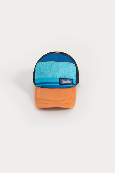 Contrast Slogan P-Cap