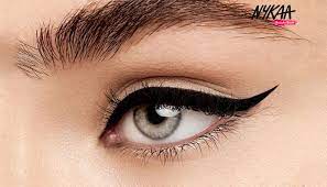 Classic Winged Eyeliner Styles