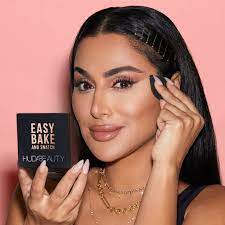 Huda-Beauty-Easy-Bake-and-Snatch makeup