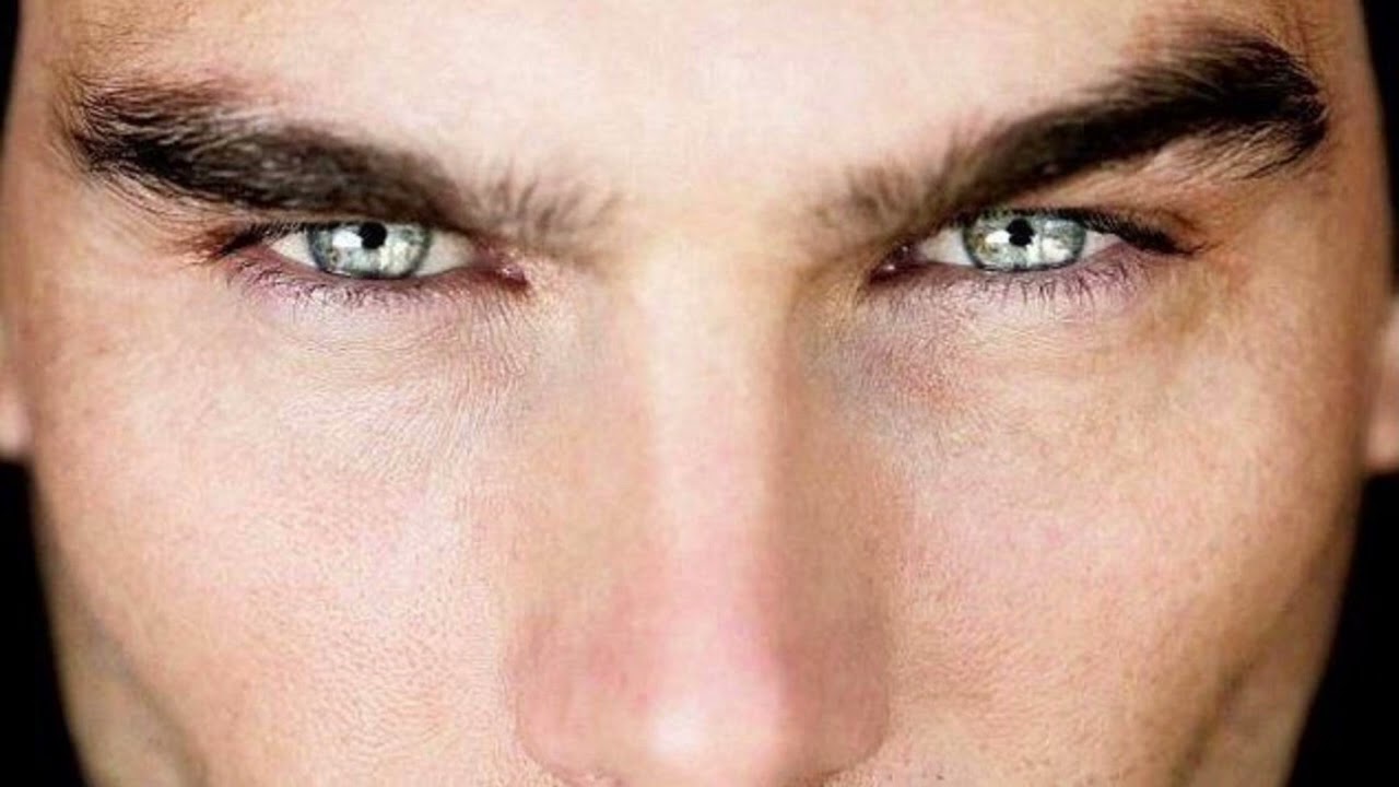 UNVEILING THE ALLURE OF HUNTER EYES Fashonation