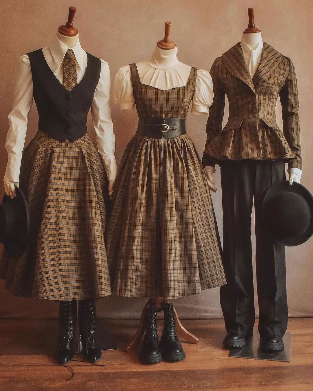 Vintage Dresses 3