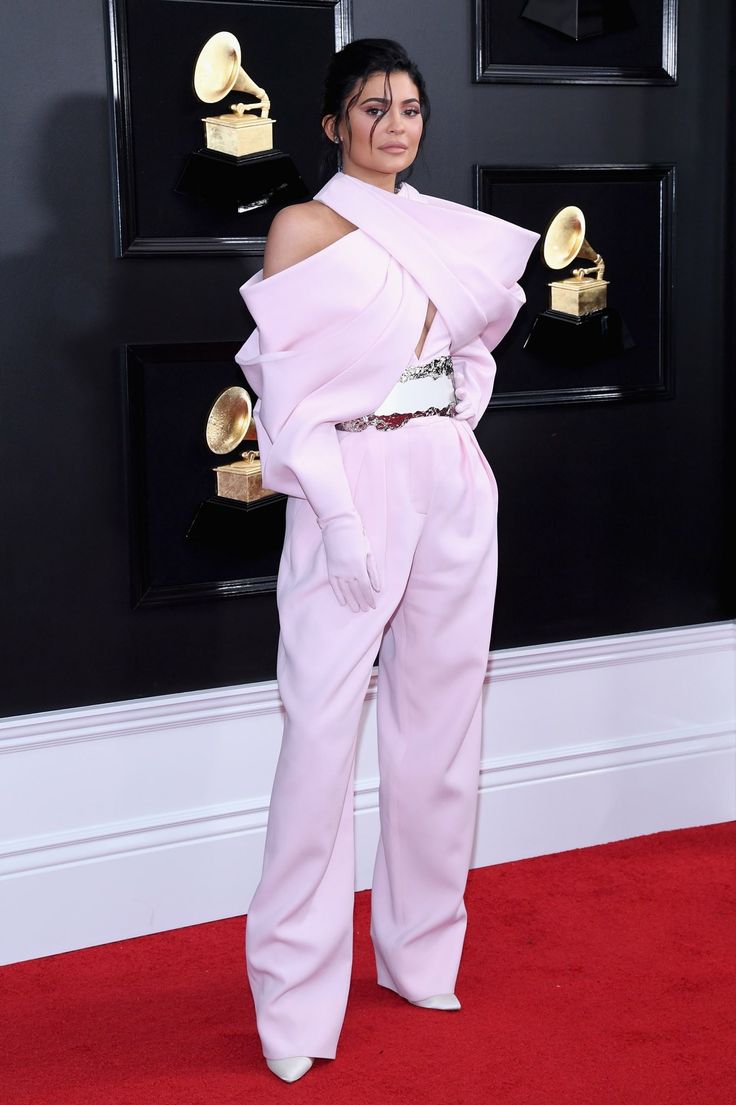  Kylie Jenner outfits Grammy Awards 2019
