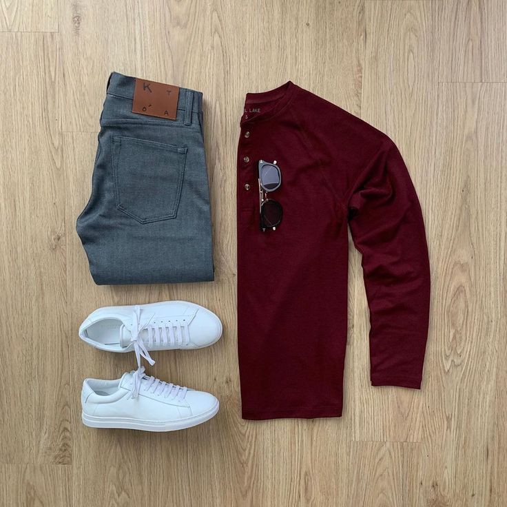 color combinations blue and maroon