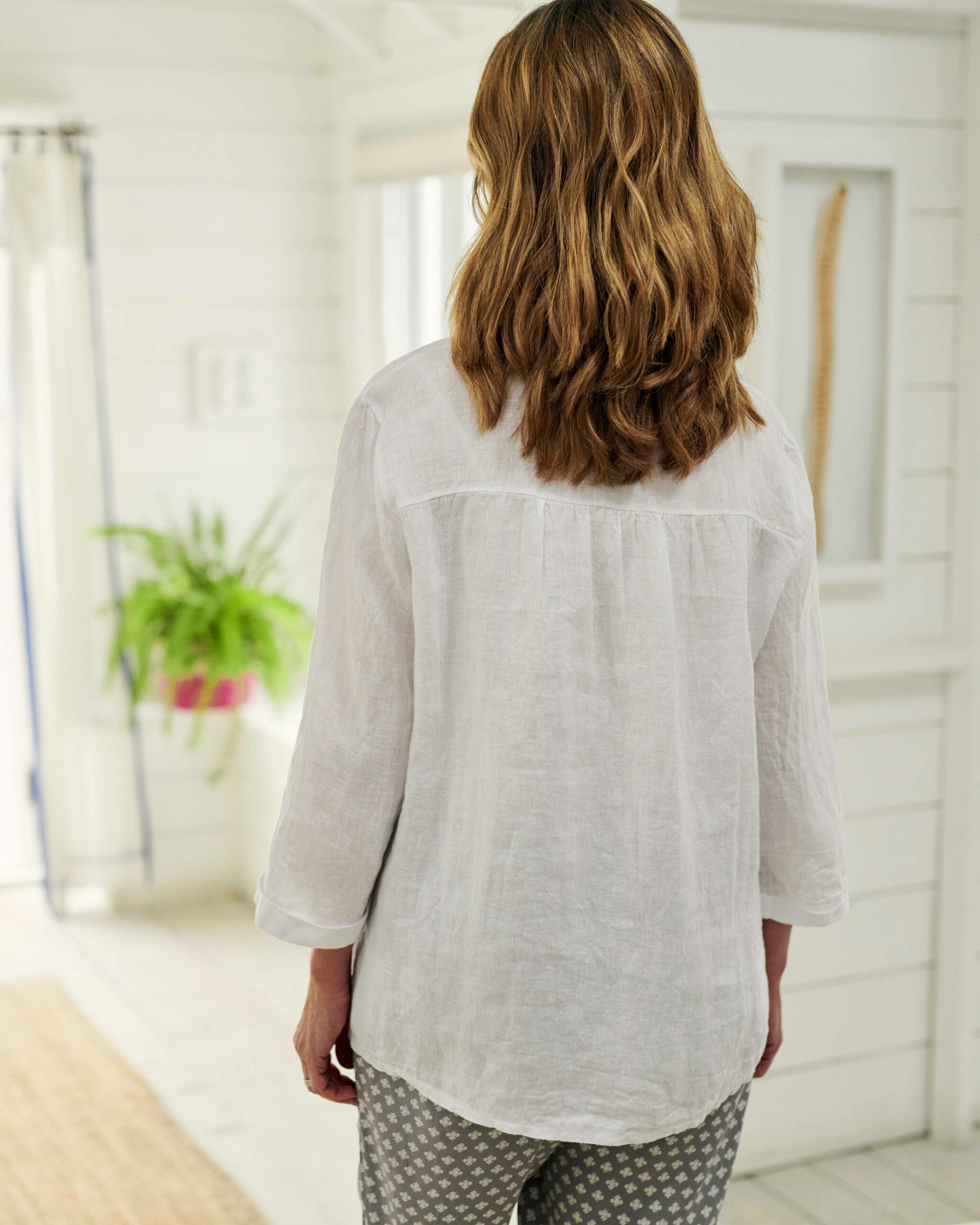 fit vs. baggy shirt baggy