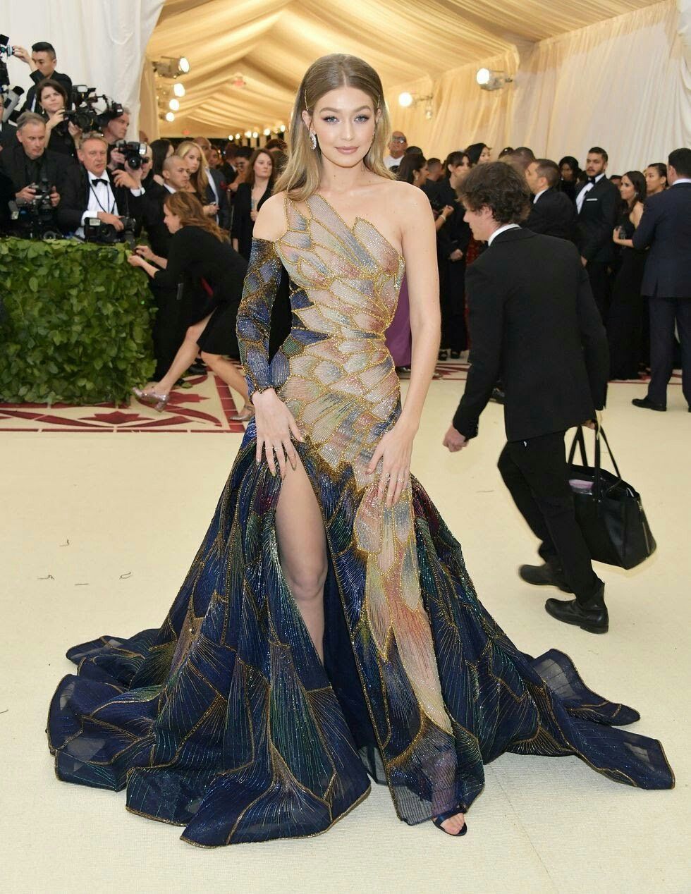 Gigi Hadid Outfits 2018 Met Gala 
