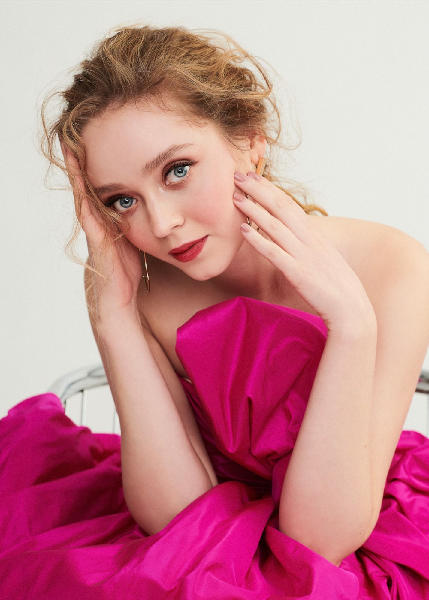 Madeleine Arthur: sexy outfit