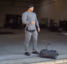 Men’s gym clothes sweats