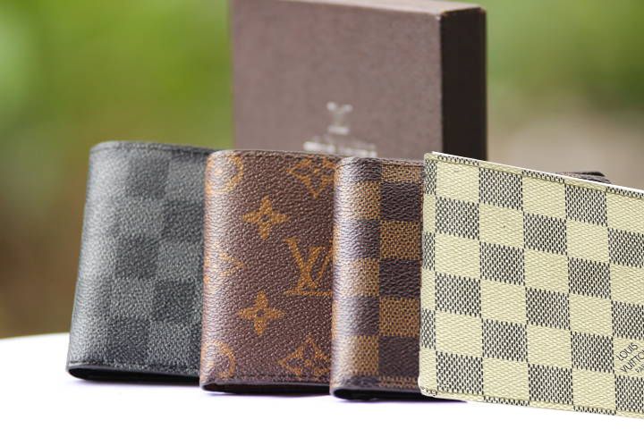 Louis Vuitton fashion wallet