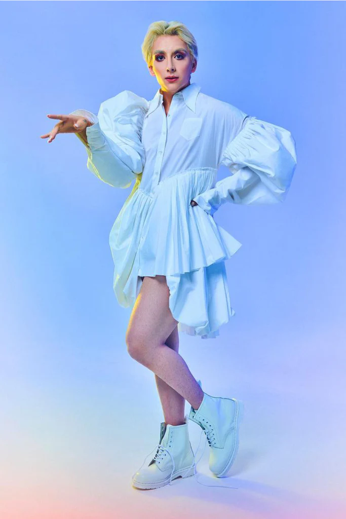 Mason Alexander Park Bio: