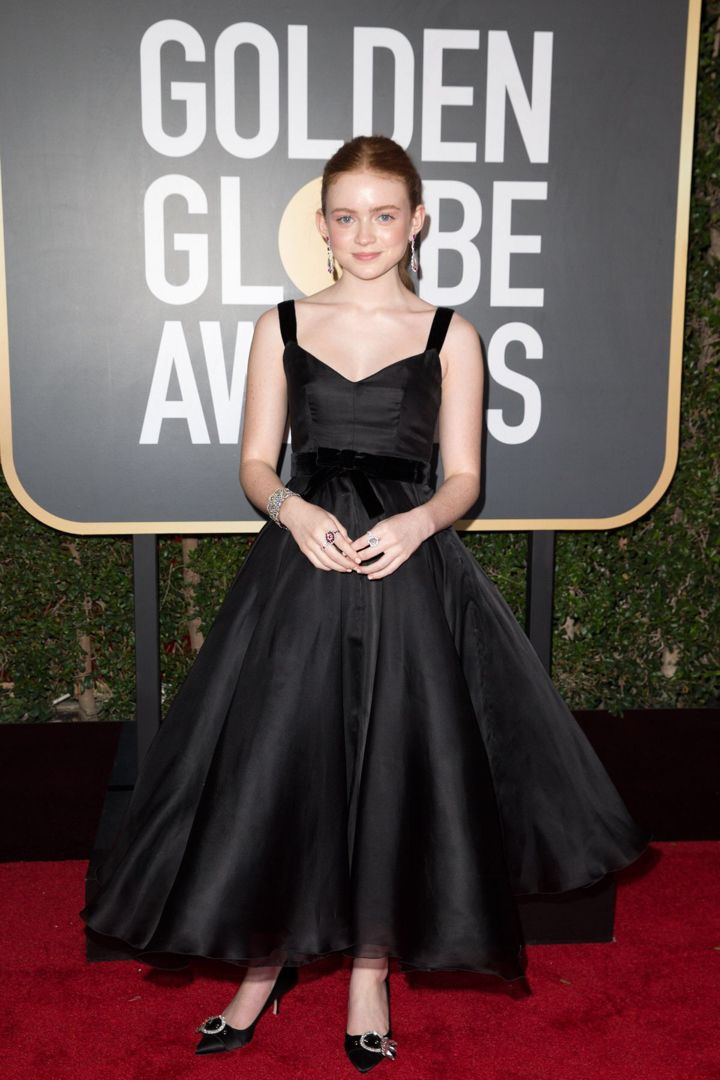 The Golden Goddess Outfit at the Golden Globes: Sadie Sink