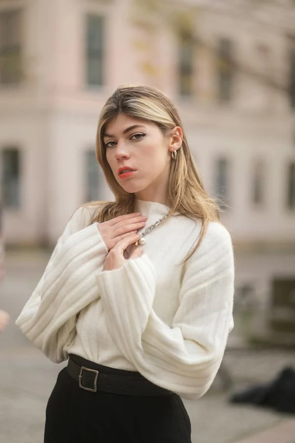 fashion hour: How to look stylish anytime