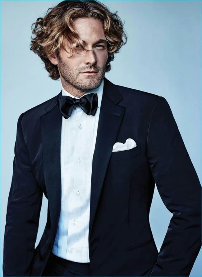 Brad Kroеnig Tuxedo