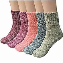 5 colored Winter socks in a row