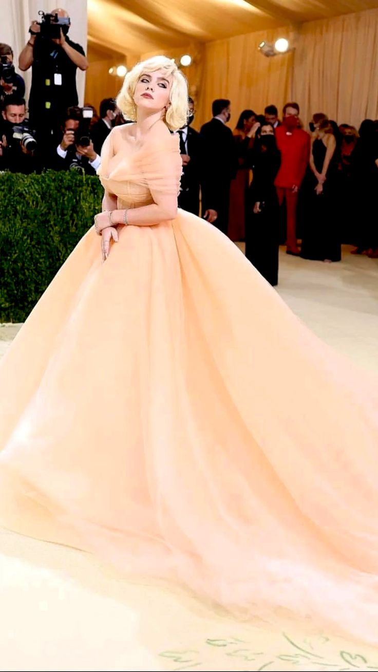 Billie Eilish outfits Gown 