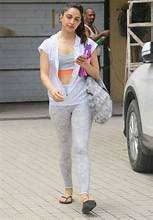 Kiara Advani walking