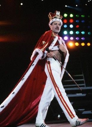 Freddie Mercury outfits King