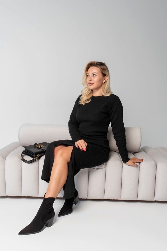 Banana Republic outfits black knit skirt