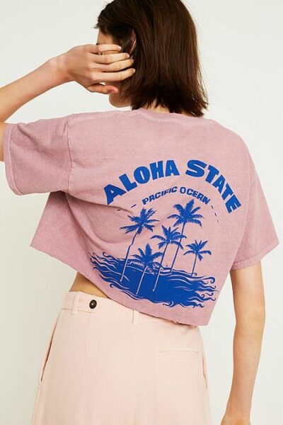 Southwestern Serenity with a Graphic Tee: Western-Inspired Outfits