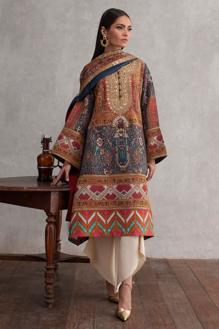 Pakistani fashion traditional textiles