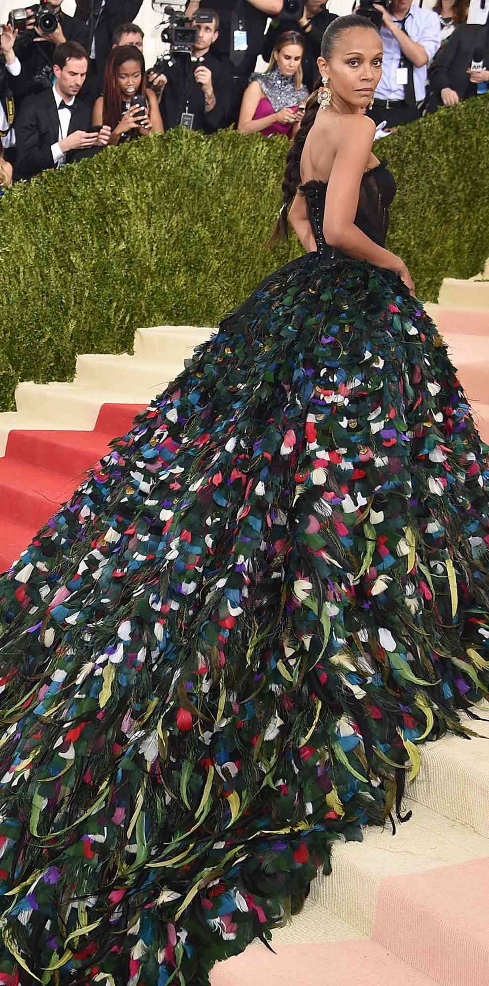 Zoe Saldana: Bio and 5 Breathtaking Fashion Moments