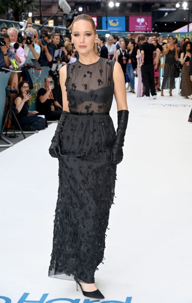 Jennifer Lawrence fashion looks Dior Fall 23