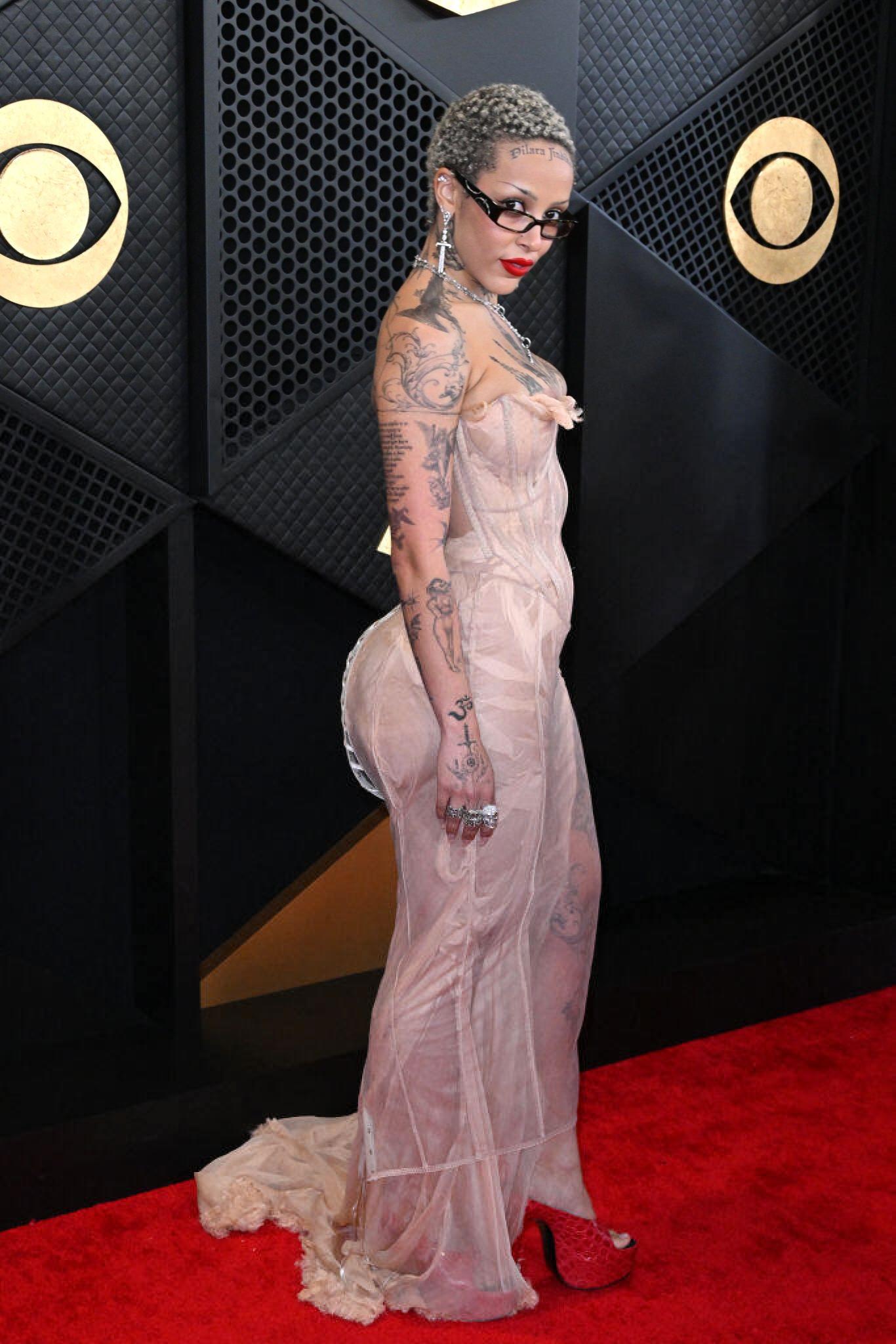 Grammy Awards Red Carpet Doja cat